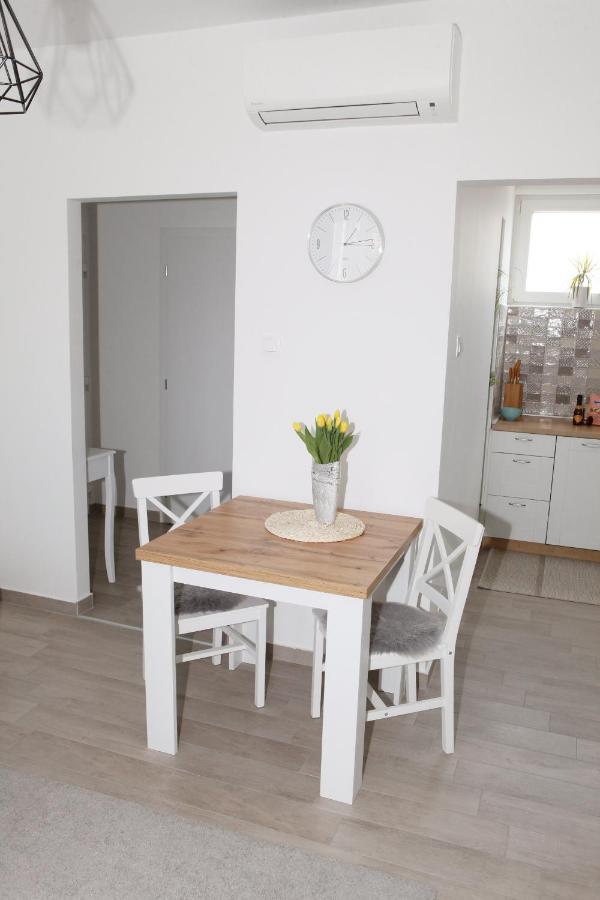 Apartman Lucija Karlovac Εξωτερικό φωτογραφία